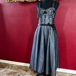 DeLaru mid shin black silver fancy dress size 7/8